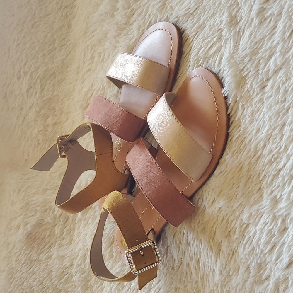 Women's Vegan Born in California Sandals,  size 8